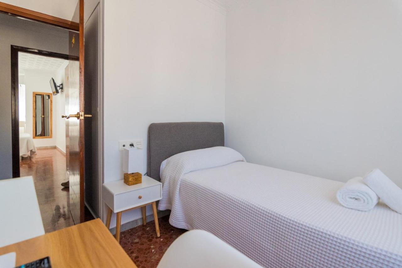 Hostal Del Sol Puerto Lumbreras Buitenkant foto
